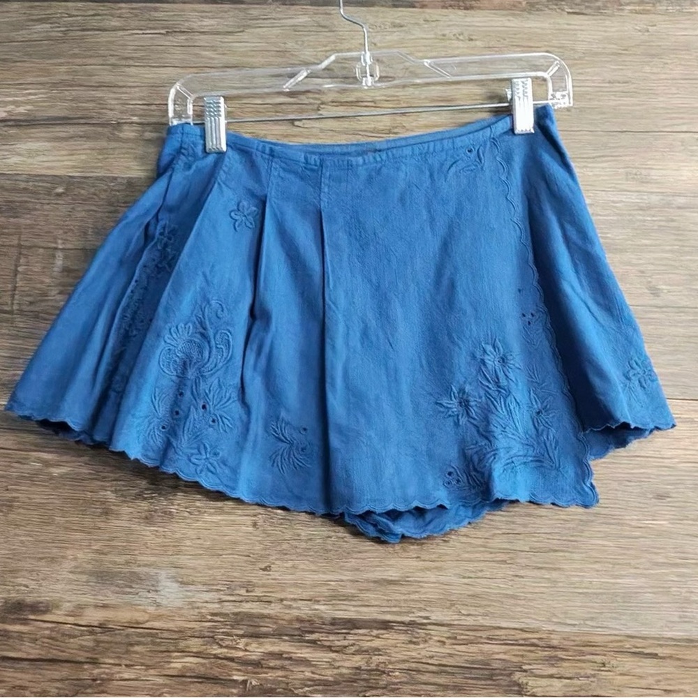 Anthropologie Blue Floral Eyelet Pleated Skort
